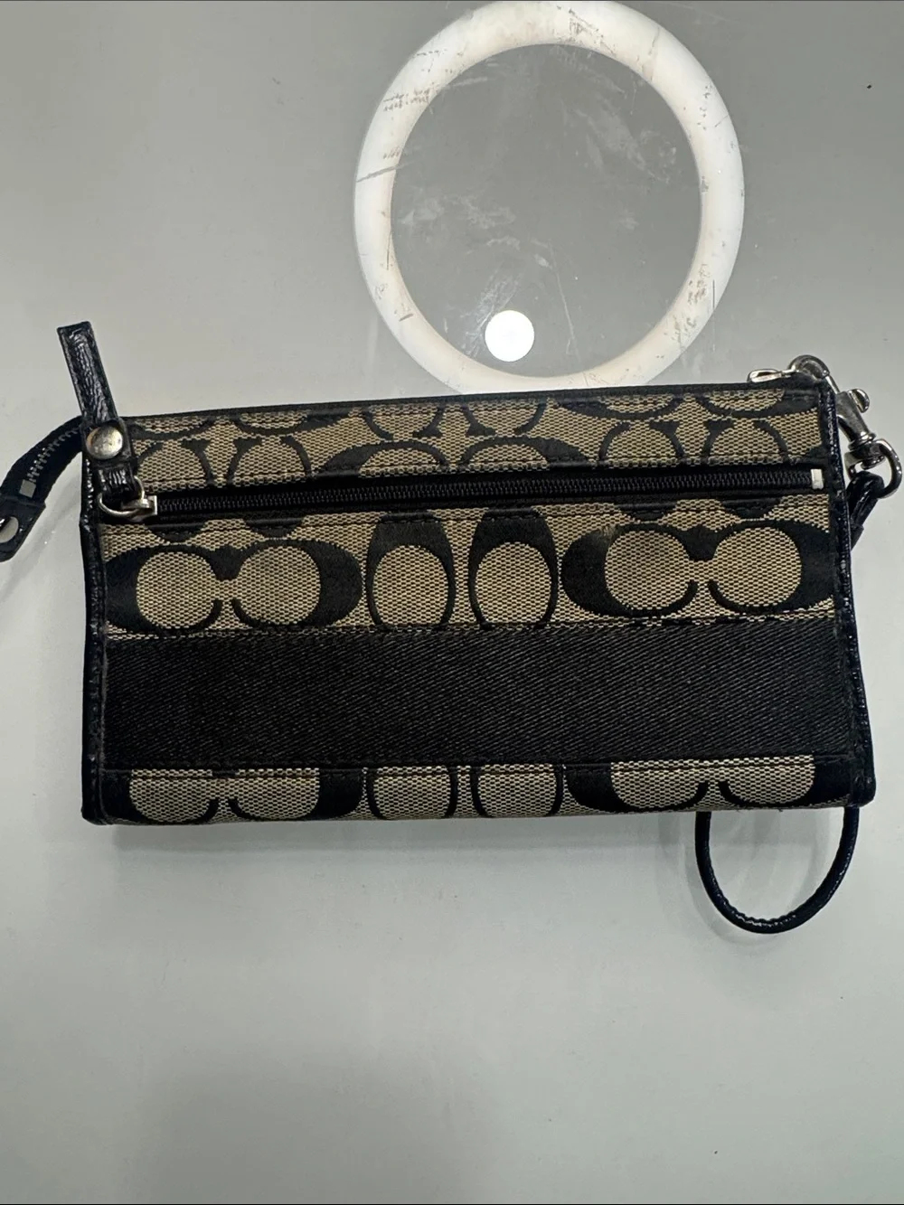 Coach signature wristlet - Picture 3 of 12